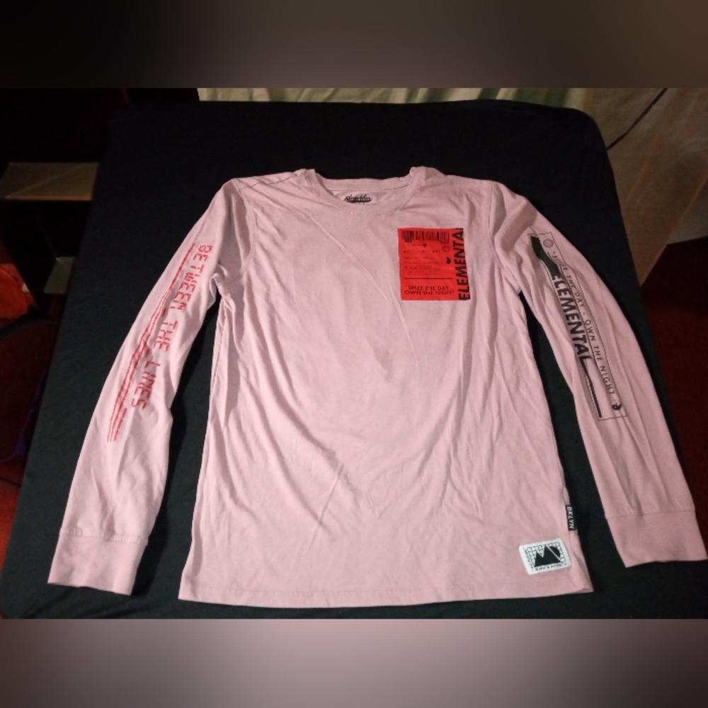 Long sleeve Elemental graphic tee